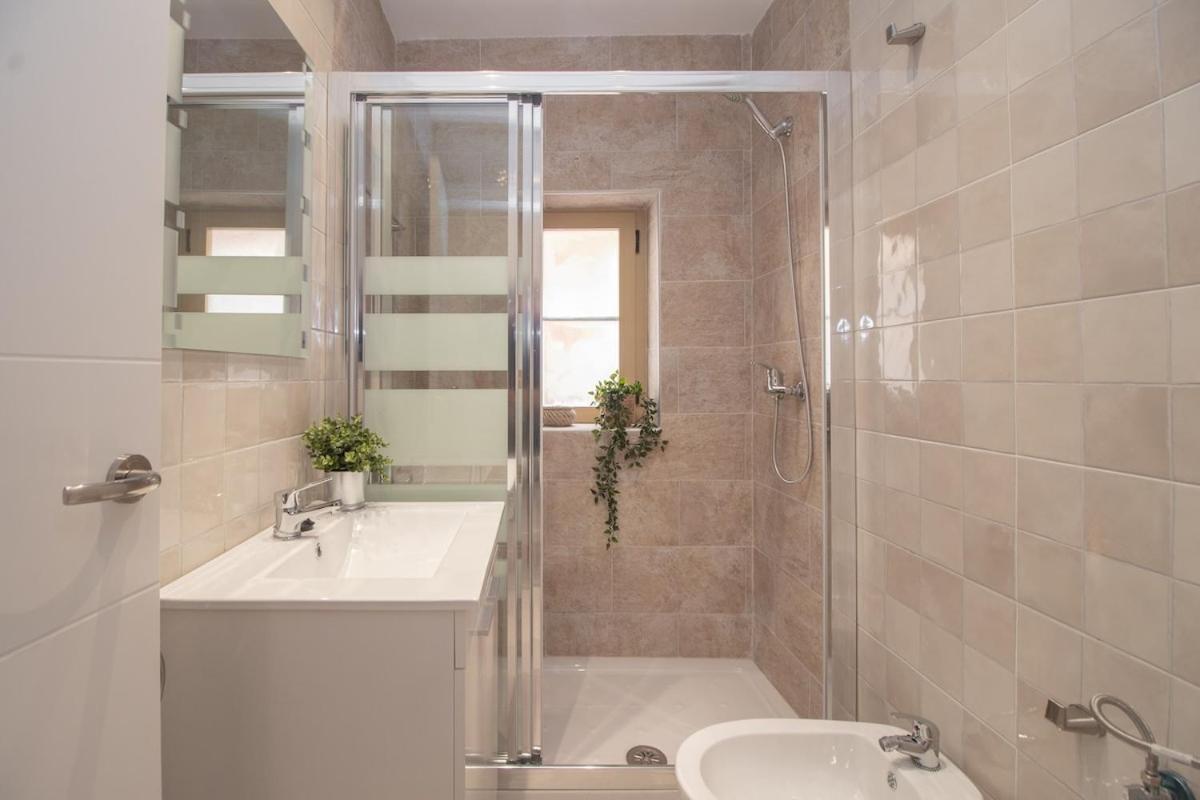 C93 - Trendy Two Bedrooms In Ollerias Málaga Exteriör bild