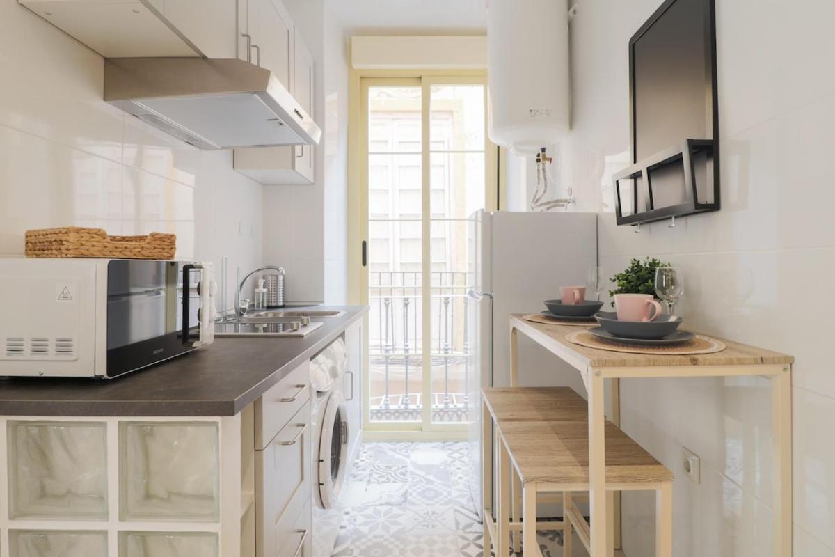 C93 - Trendy Two Bedrooms In Ollerias Málaga Exteriör bild